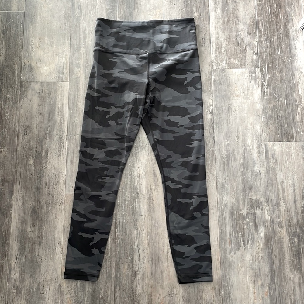 Athleta Elation 7/8 Tight